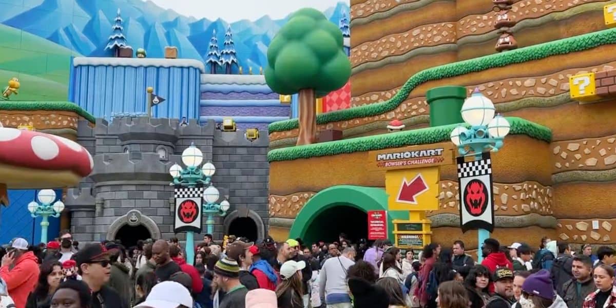 universal-nintendo-evacuate