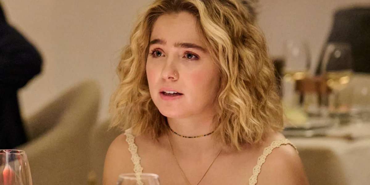 portia white lotus haley lu richardson