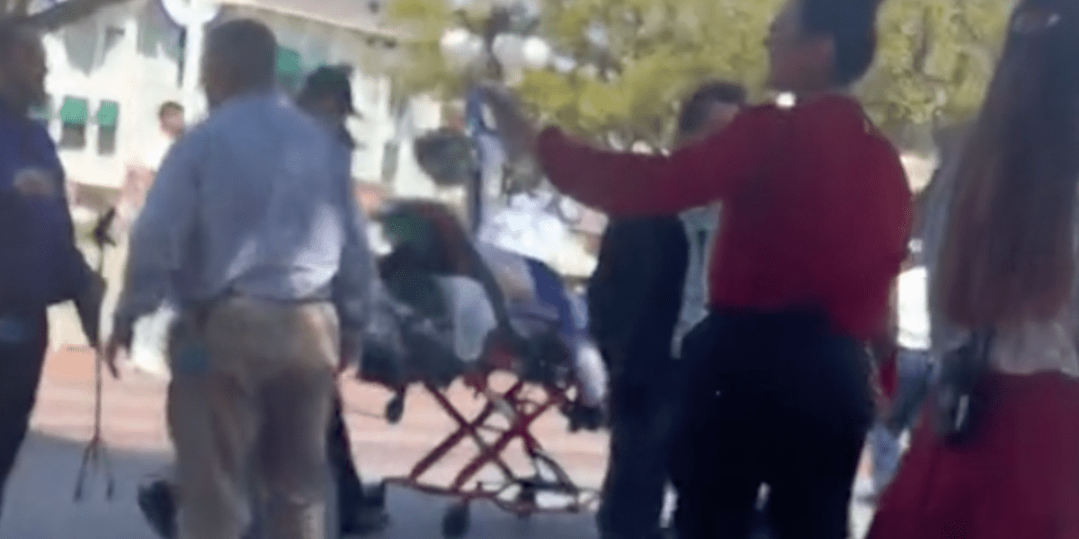 Disney Guest goes into labor