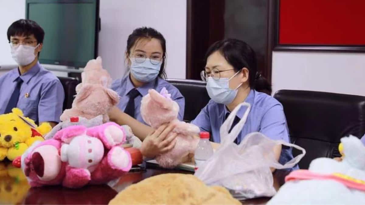 Counterfeit Disney Dolls