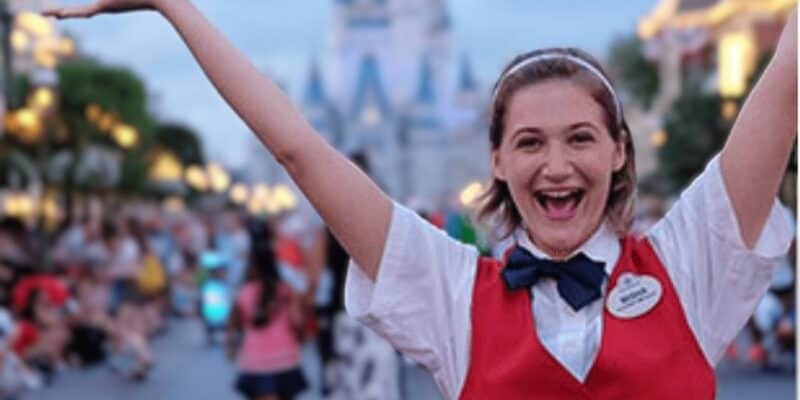 a member of the disney college program