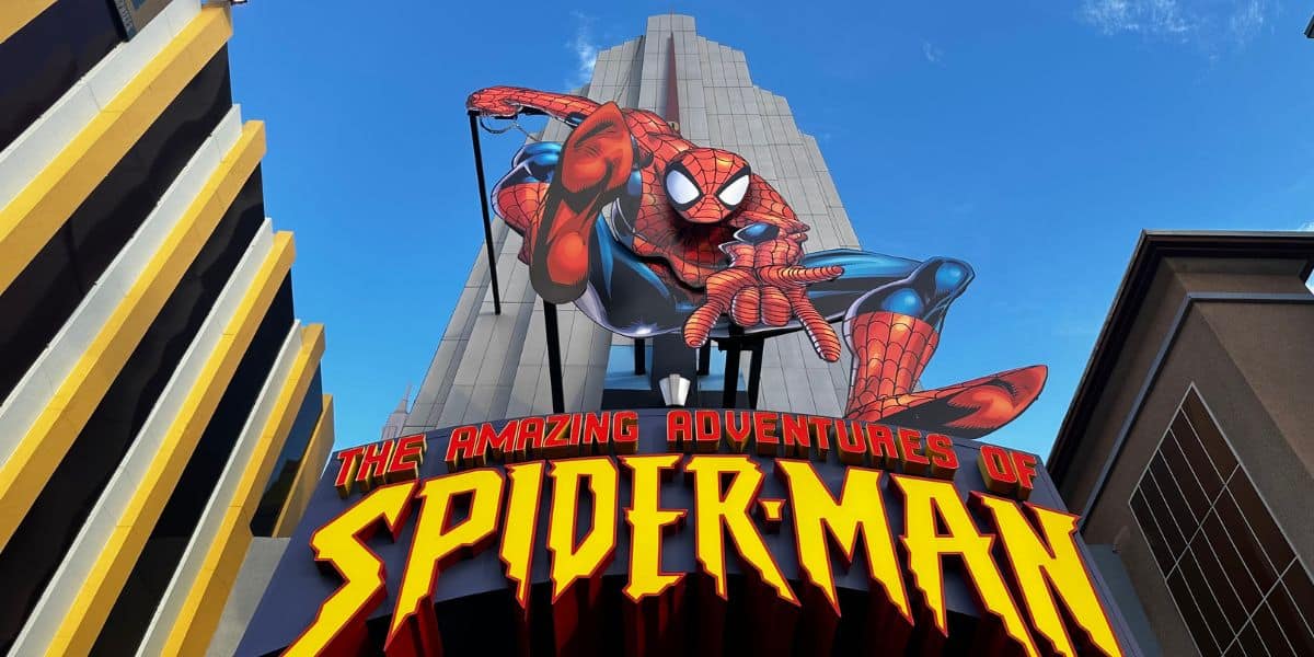 swarm of bees at Universal