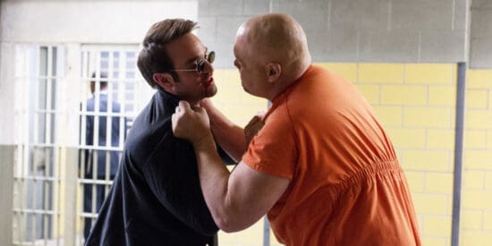 charlie cox (left) and vincent d'onofrio (right) in daredevil prison scene