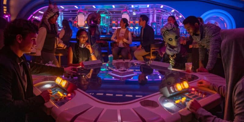 Guests aboard the Galactic Starcruiser