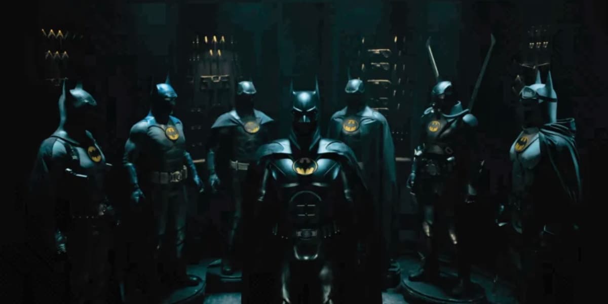 Every Batman suit in Flash