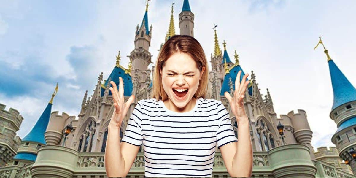 Woman screams at Disney