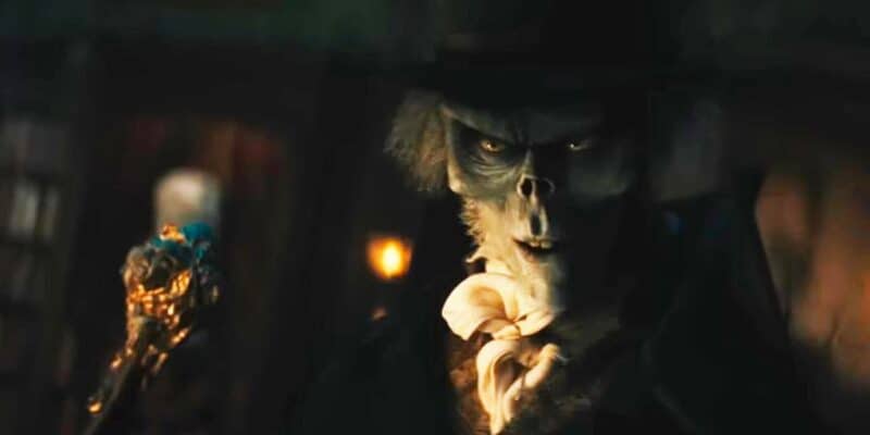 Hatbox Ghost reveals his face