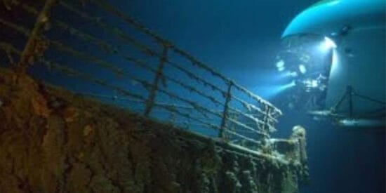 titanic-wreck-with-sub