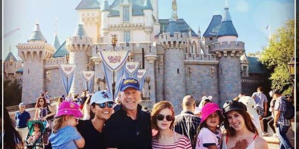 Bruce Willis and Family at Disney Theme Park | Credit: realitytvworld.com