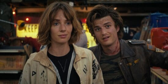 stranger things maya hawke joe keery