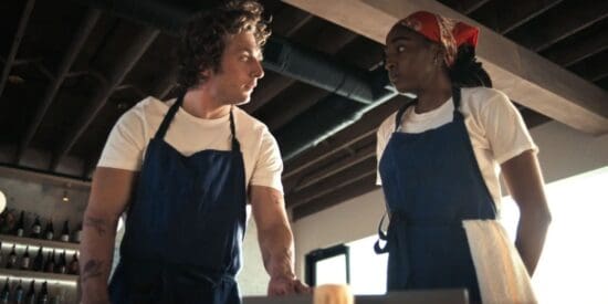 hulu the bear jeremy allen white Ayo Edebiri