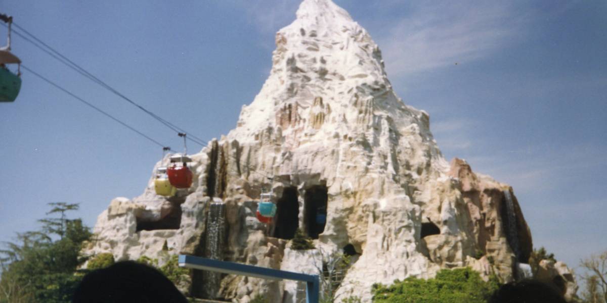Disneyland Skyway moving through the Mattehorn