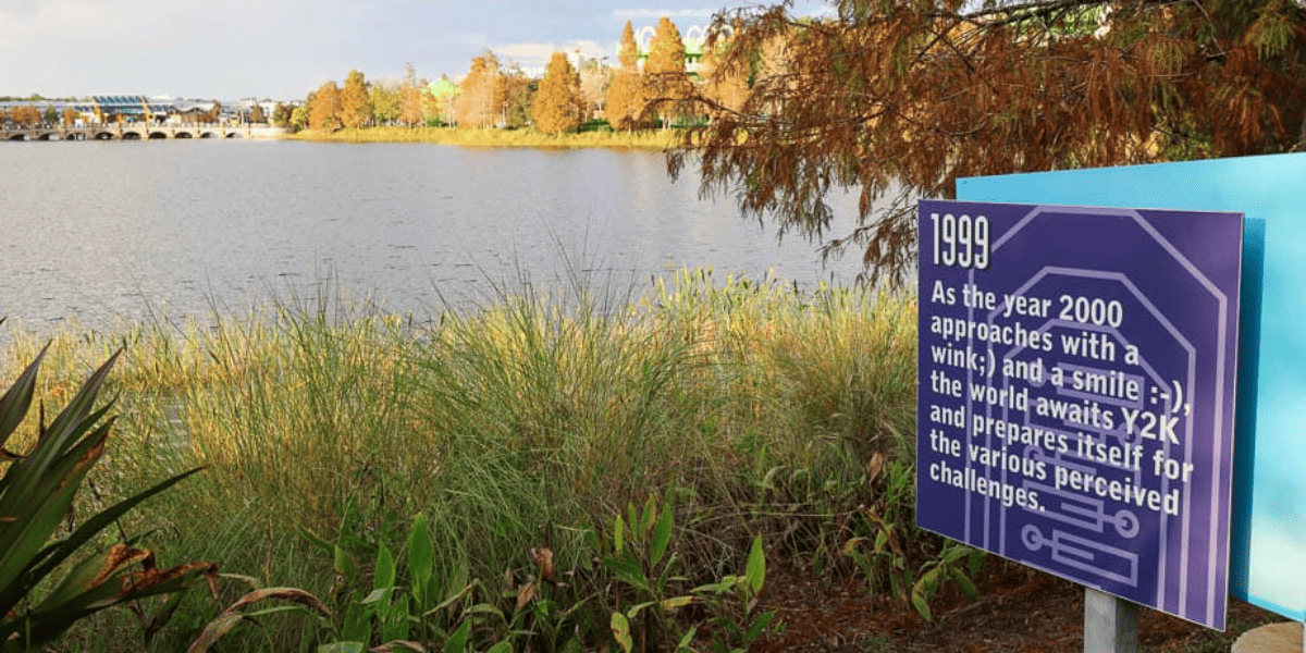 Scenic jogging trail at Pop Century