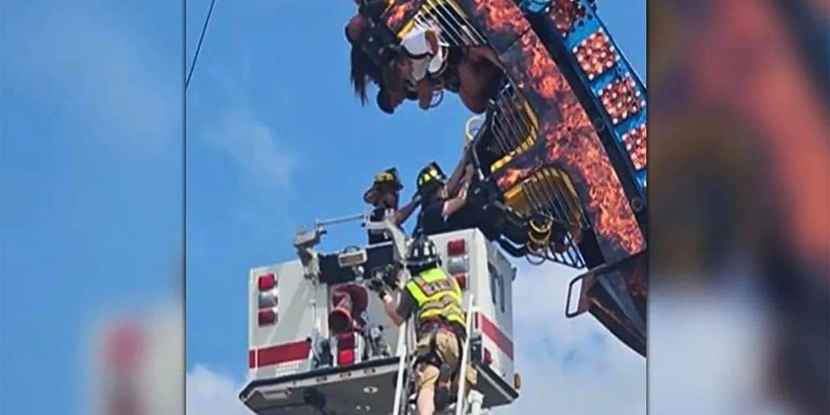 VIDEO: Theme Park Ride Halted as Guests Left Upside Down for Hours