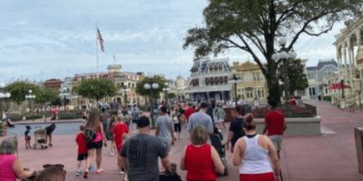 Sparse Walt Disney World crowds, shown on Main Street at Magic Kingdom.