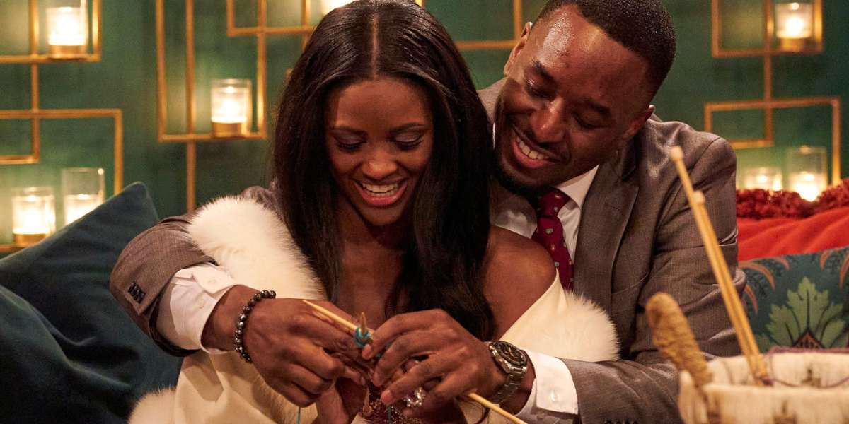 xavier helping charity knit on the bachelorette episode 3