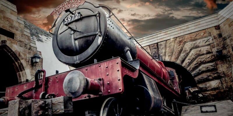 Hogwarts train wizarding world