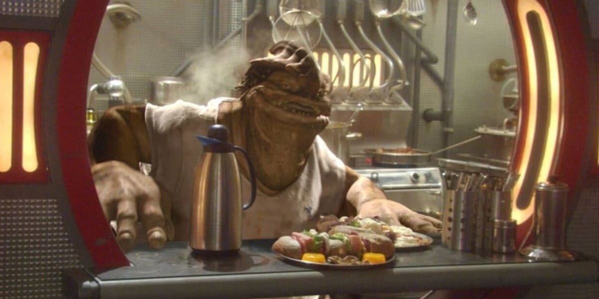 Dexter Jettster in his diner in Star Wars: Attack of the Clones