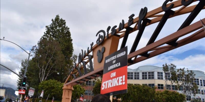 Writers picketing in front of Walt Disney Company studio Writers Strike, WGA Strike