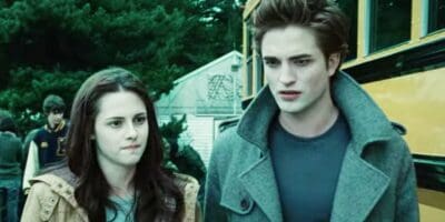 Robert Pattinson and Kristen Stewart in Twilight