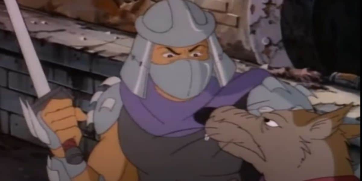 The Shredder threatening Splinter in 'Teenage Mutant Ninja Turtles' 1987
