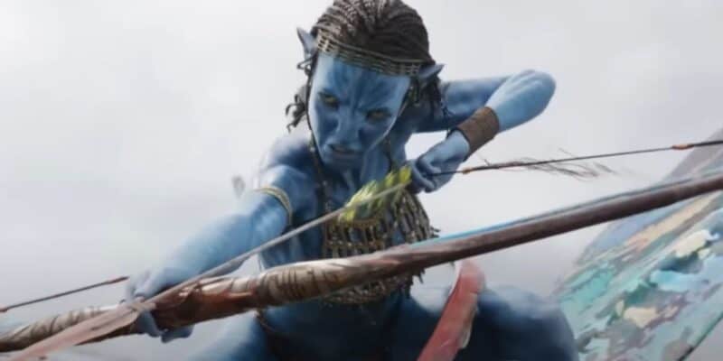 Na'vi on a sky banshee in 'The Way of Water' trailer