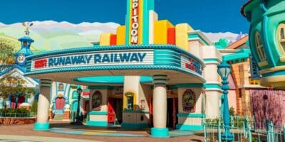 Mickey & Minnie's Runaway Railway exterior ToonTown Disneyland