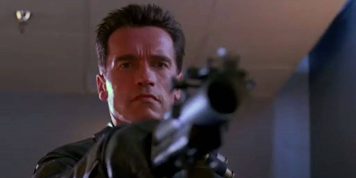 Arnold Schwarzenegger pointing a weapon in 'Terminator 2: Judgment Day'