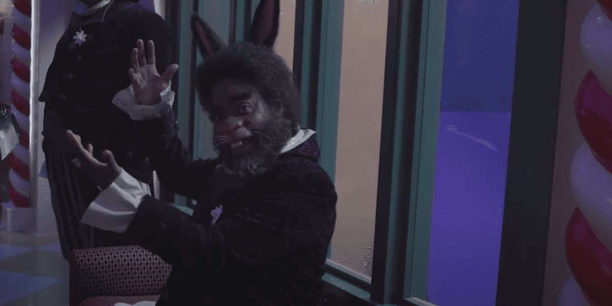 Tracey Morgan poses as The Easter Bunny.