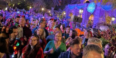 Line for Tip Top Club at Jollywood Nights