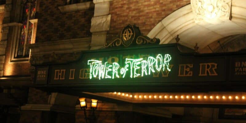 Tower of Terror sign at Tokyo DisneySea
