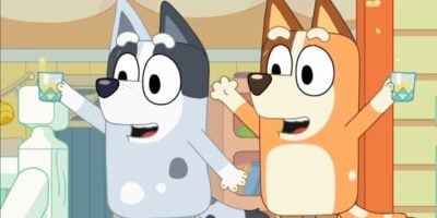 Chilli and Trixie drinking lemonade in Bluey