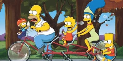 A photo of the Simpson family, including Bart, Homer, Marge, Lisa and Maggie.