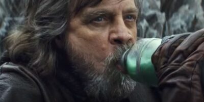 Luke Skywalker (Mark Hamill) drinking milk in 'Star Wars: The Last Jedi'