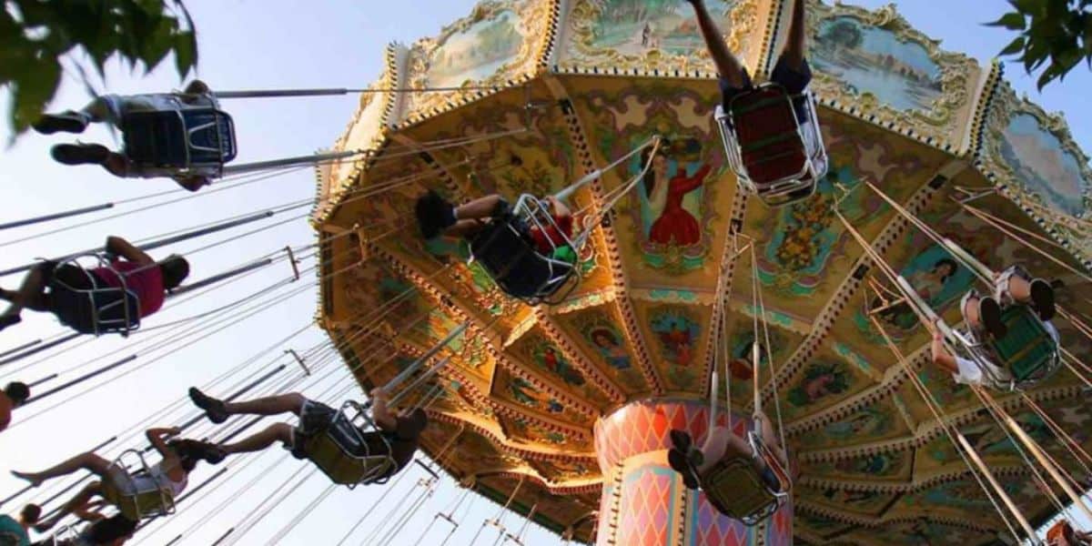 Kids on a swing at Six Flags Great America.
