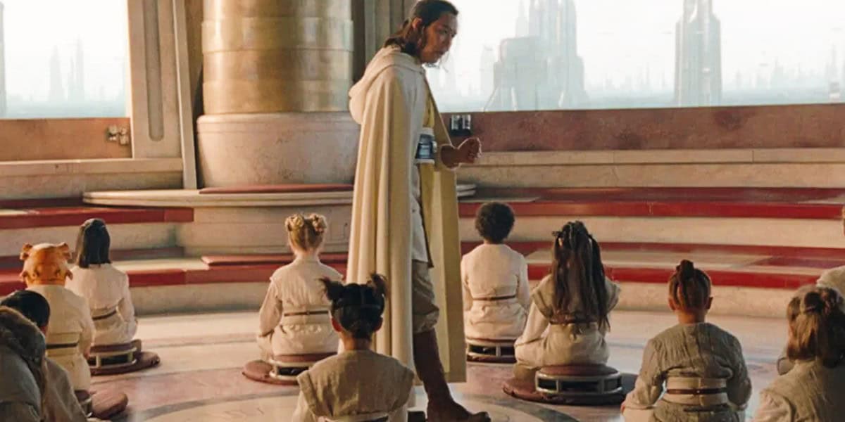 Jedi Master Sol (Lee Jung-jae) teaching a group of Younglings in the Jedi Temple on Coruscant.