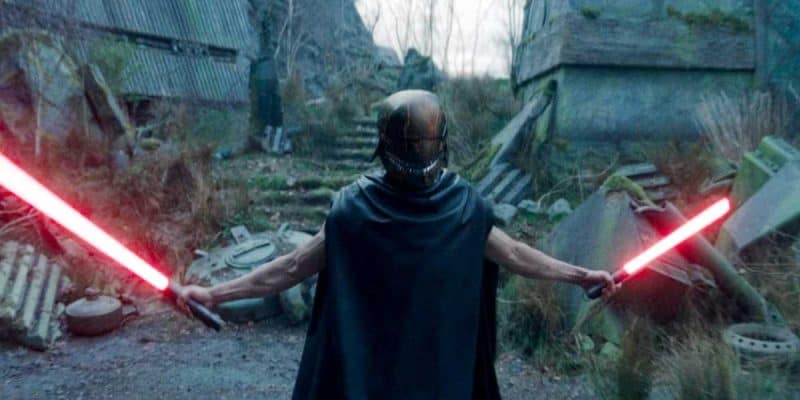Qimir/The Stranger wielding lightsabers in 'The Acolyte'