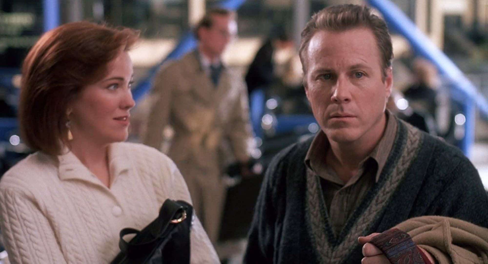 Caterine O'Hara and John Heard as Kate and Peter McCallister in Home Alone