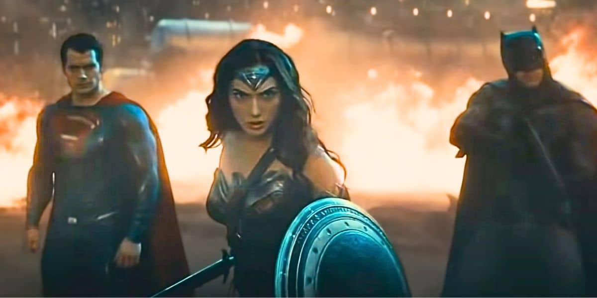 L to R: Superman, Wonder Woman, and Batman fighting Doomsday in 'Batman v Superman'