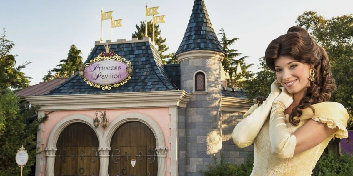 Belle in front of Princess Pavilion