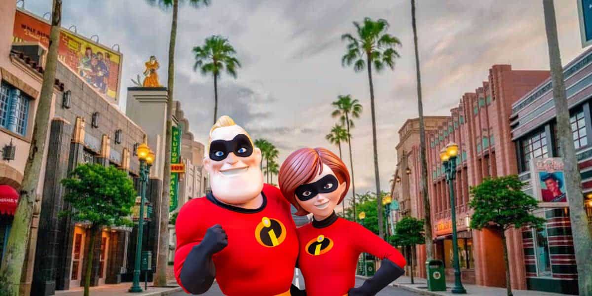 Mr Incredible and Mrs Incredible in Hollywood Studios