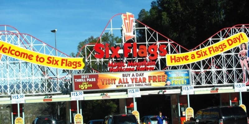 Entrance to Six Flags Magic Mountain