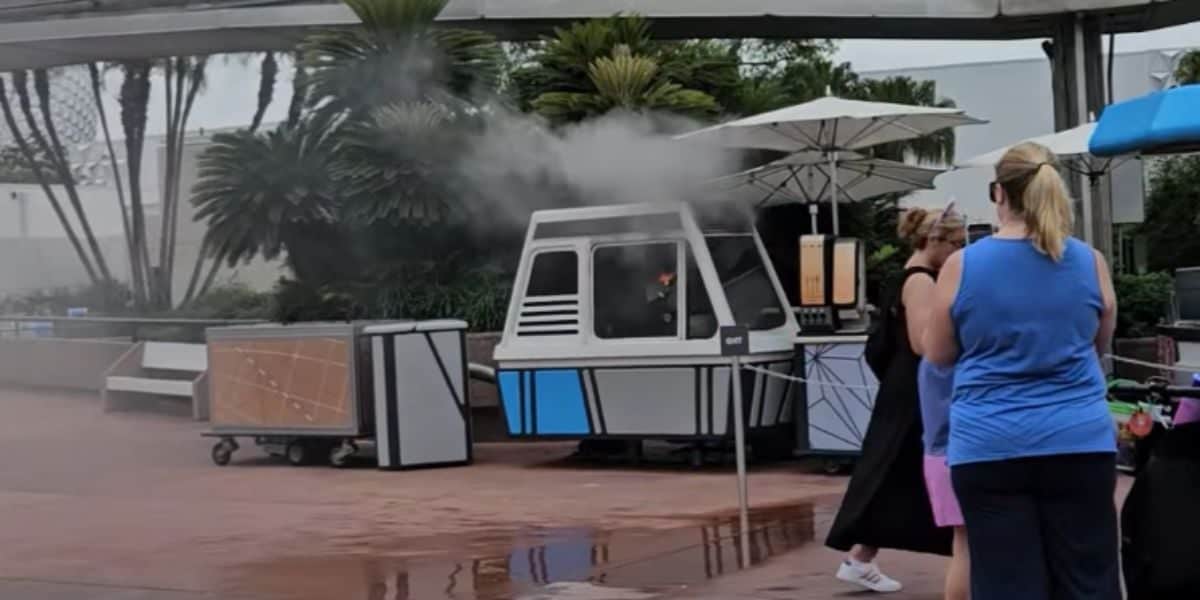 Fire Breaks Out at EPCOT, Guests Rushed Away From Blaze