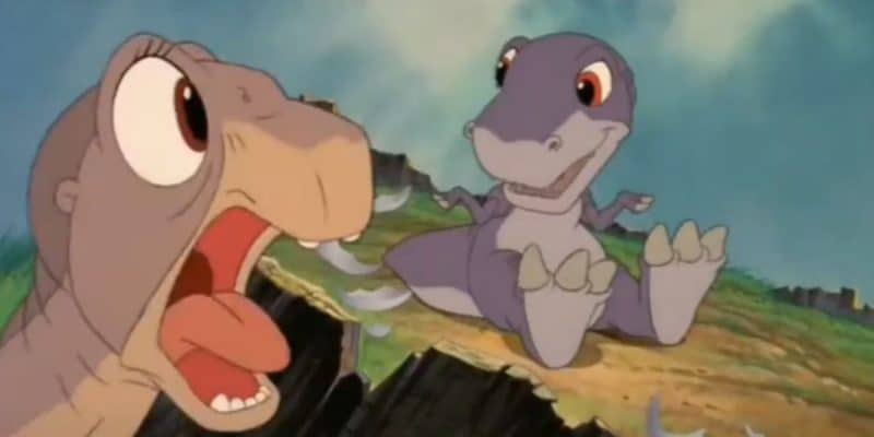 Littlefoot screams at a baby dinosaur in 'The Land Before Time' sequel