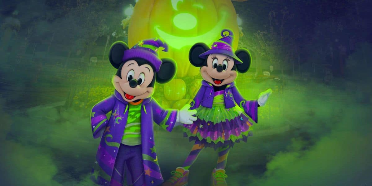 Mickey Mouse and Minnie Mouse Disneyland Halloween