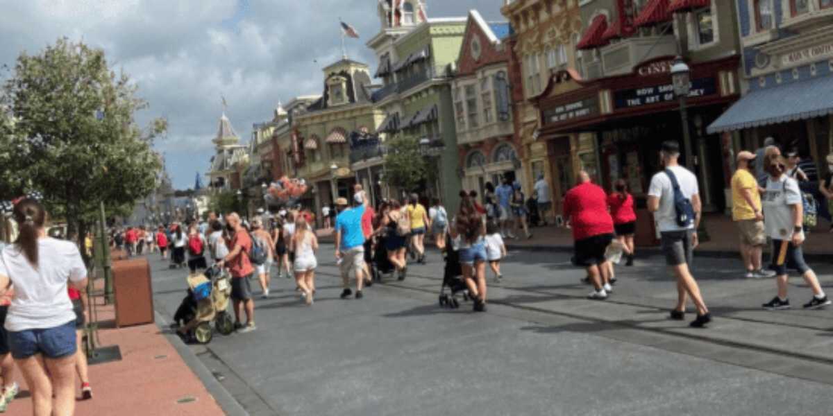 Guests on Main Street, U.S.A. at Walt Disney World Resort