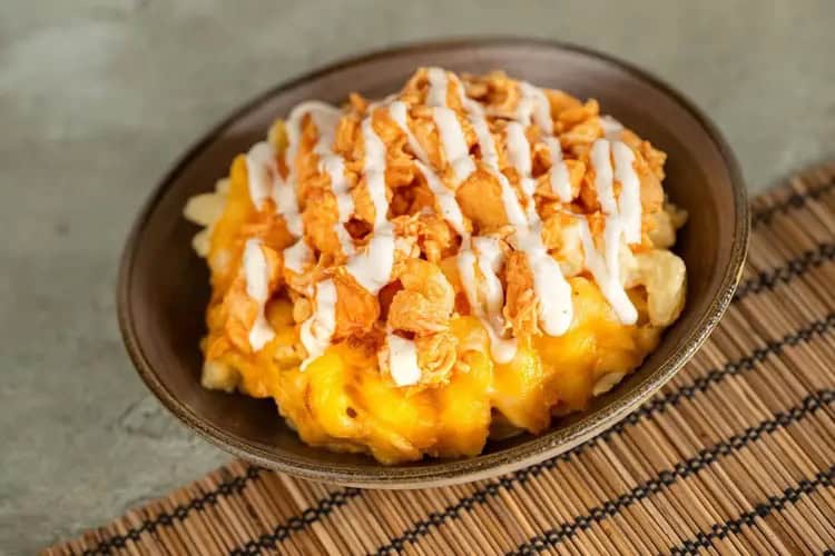 Buffalor Chicken Mac & Cheese The Smiling Crocodile Animal Kingdom
