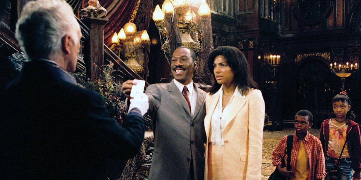 Eddie Murphy and Terence Stamp in Disney's the Haunted Mansion