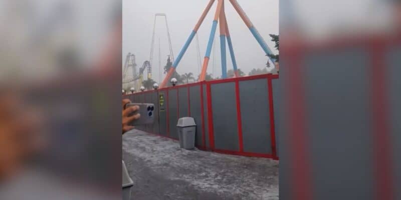 Flooding at Six Flags Mexico.