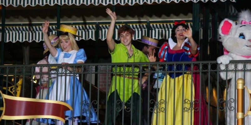 Alice, Peter Pan, Snow White, and Marie at Disney World rope drop